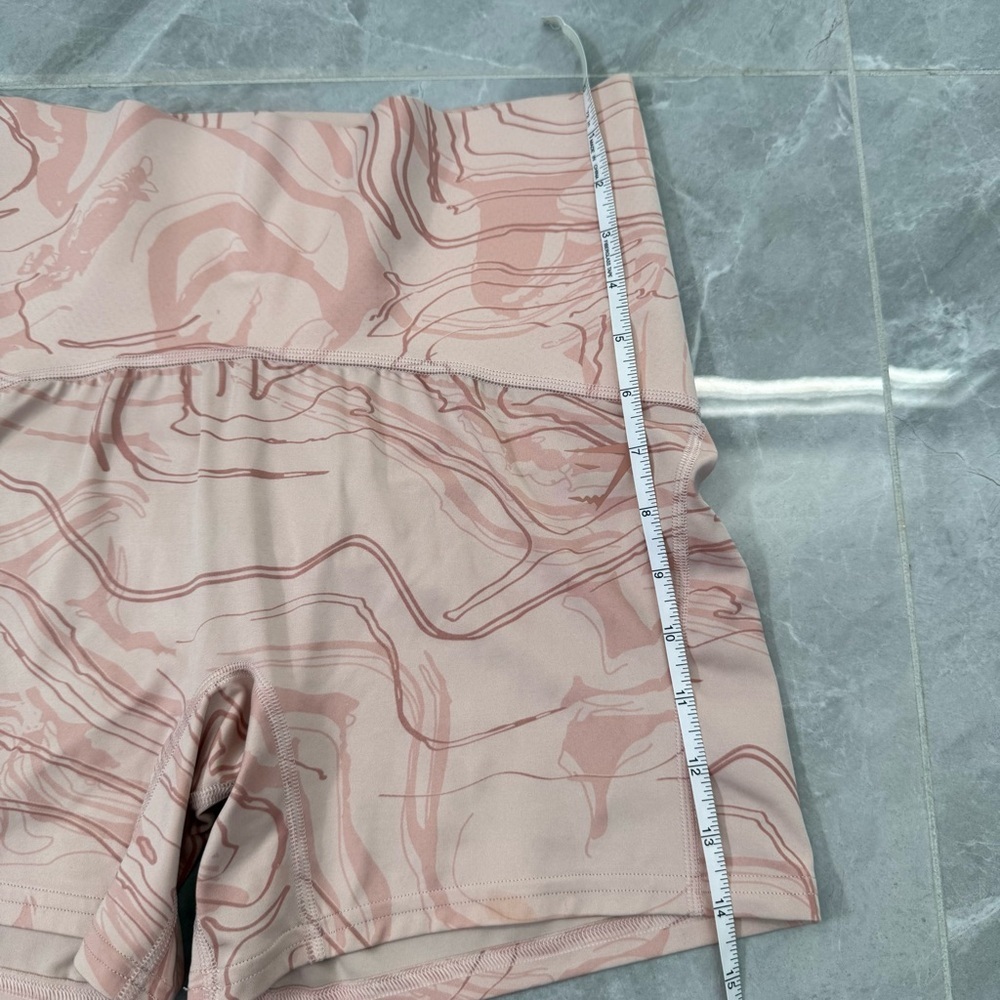 Women’s Gymshark Marbled Biker Shorts Butt Scrunch Lifting Training Size Large - Picture 13 of 14